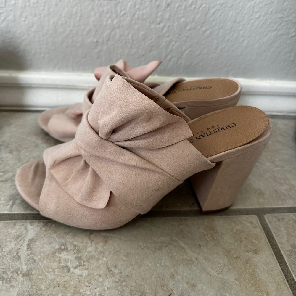 Pink Bow Heels Size 7